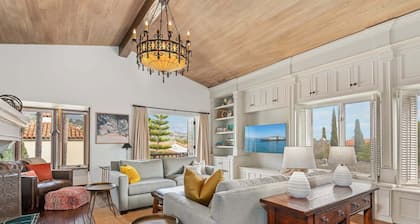 Superb La Vida Riviera 2 BD 2BA Gorgeous Riviera Views, Walk Everywhere!