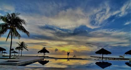 COZUMEL OCEANFRONT BEACH VILLA-Costa Del Sol-Super Fall Specials-LAST MINUTE OK!