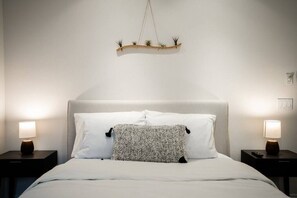 1 bedroom, iron/ironing board, WiFi - Your San Diego Studio - Free Parking, Pet-Friendly, Private Patio (San Diego)