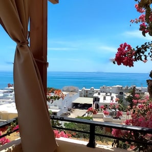 Property grounds - Niki Apartments (Sitia)