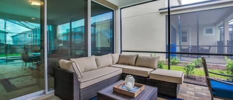 Family House | Living area