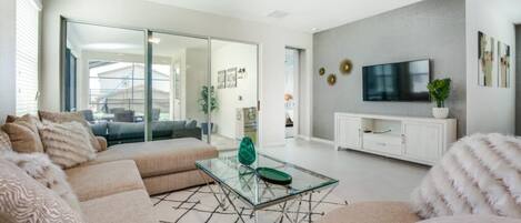 Family House | Living area | Flat-screen TV