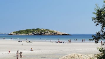 Casa (Bell Buoy) | Exterior