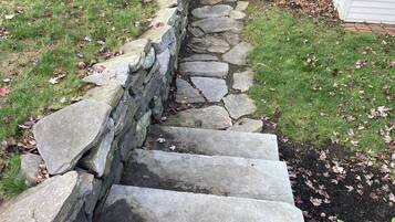 House (Rockmere Inn) | Exterior