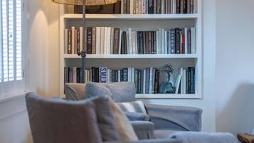 House (Blue Water: The Cottage) | Exterior