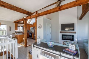 Condo (Sea Love Beach House) | Exterior