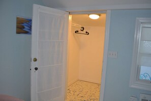 House (Baby Love Shack) - Baby Love Shack (Salisbury)