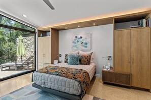 1 chambre, bureau, Wi-Fi gratuit, draps fournis