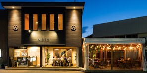 Khu ẩm thực ngoài trời