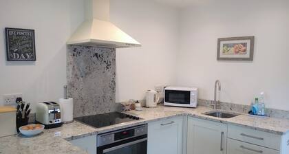 2 bedroom accommodation in Hampton in Arden