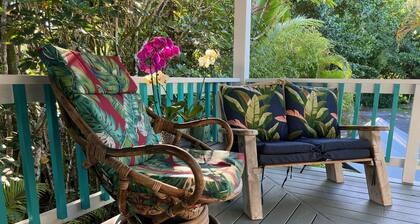 Aloha Suite: Watch Whales, Breakfast included at Ala Kai Bed and Breakfast