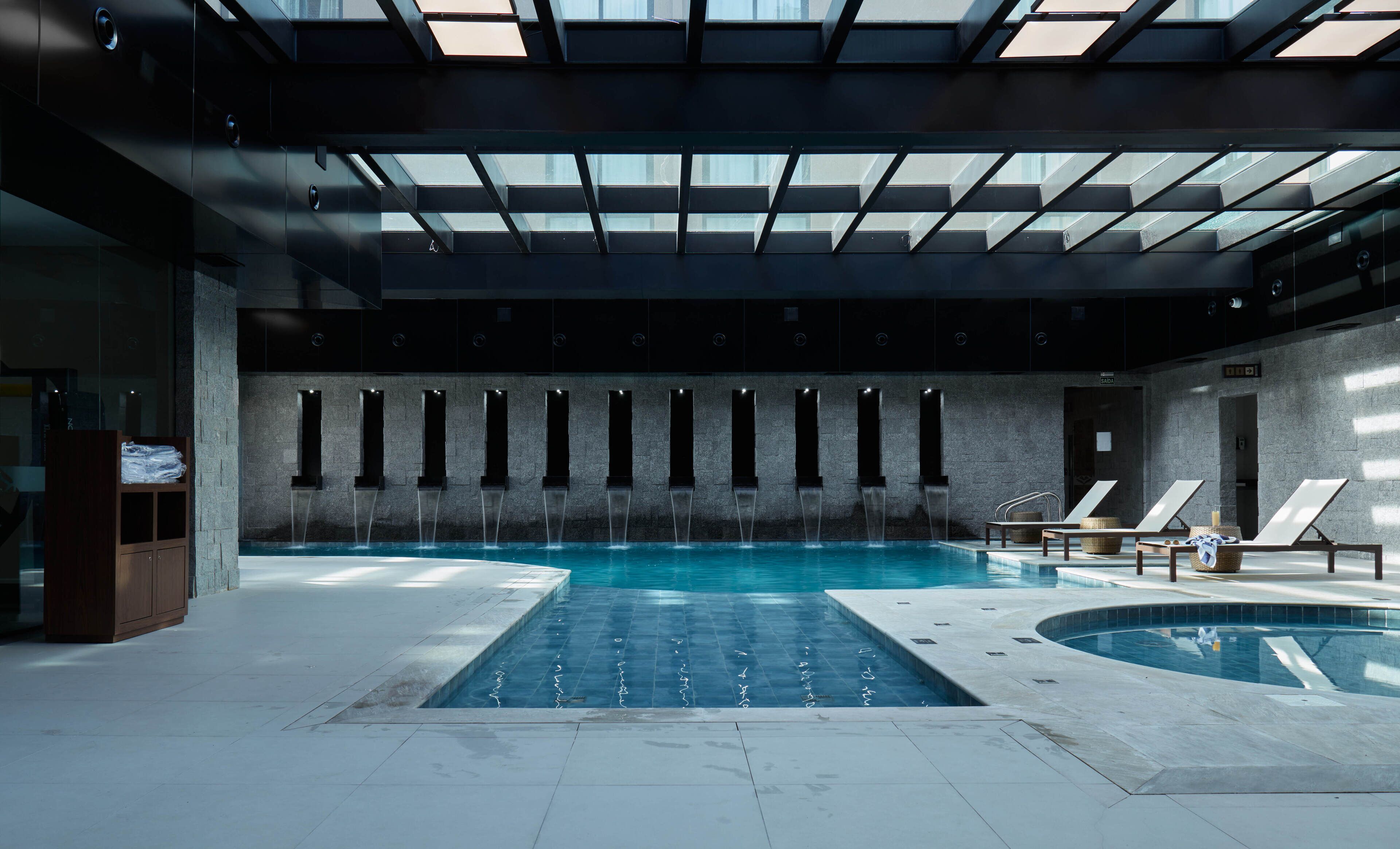 indoor pool, open 9:00 am to 10:00 pm, pool loungers