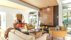 House | Living room - Rose (Palm Springs)