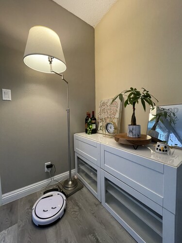 Comfy room in Los Angeles