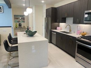 Private kitchen - The Riv 205 (Palm Springs)