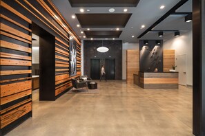 Lobby - Global Luxury Suites Downtown Providence (Providence)