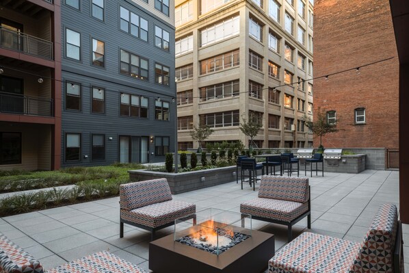 Courtyard - Global Luxury Suites Downtown Providence (Providence)
