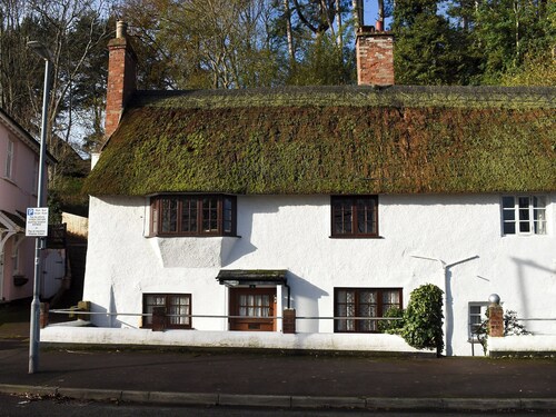 Perfect for couples and familes to come and enjoy the local area.