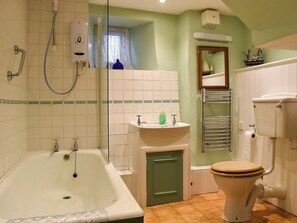 Towels - Perfect for couples and familes to come and enjoy the local area. (Minehead)