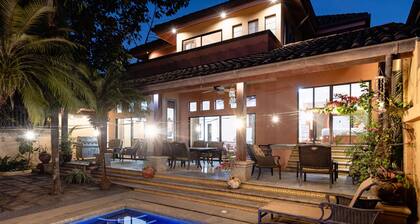 Beachside Comfort for Families | 2-Minute Walk to the Ocean