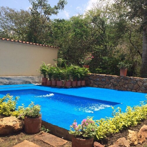 Spacious 3 bed 2 bath Apartment