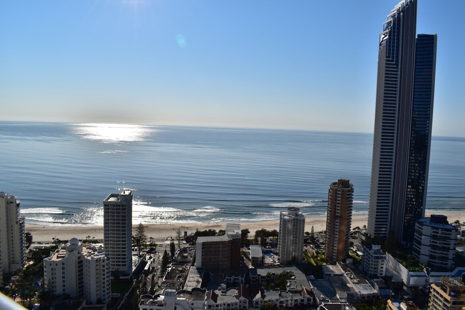 Towers of Chevron - Private Apartments — image 19