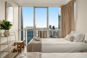 Premium Two-Bedroom Apartment with Ocean View (High Floor) - Towers of Chevron - Private Apartments (Surfers Paradise)