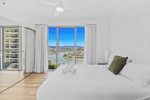 Three-Bedroom Apartment with Ocean View