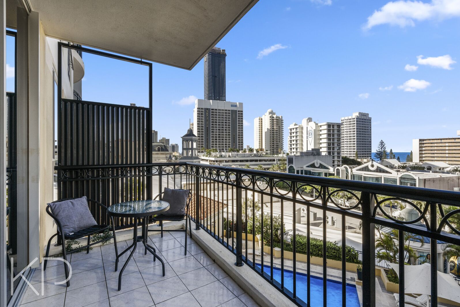 Towers of Chevron - Private Apartments — image 12