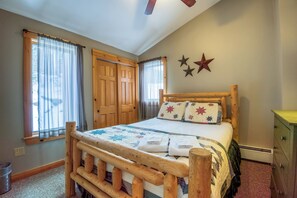 3 quartos, ferros/tábuas de passar roupa, Wi-Fi, roupa de cama