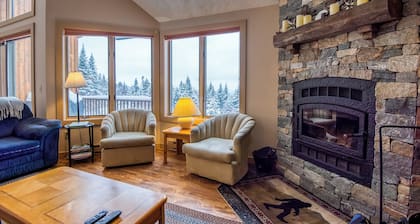 Rock Pond Condo 59 - Ski in Ski out Rock Pond Condo at Saddleback