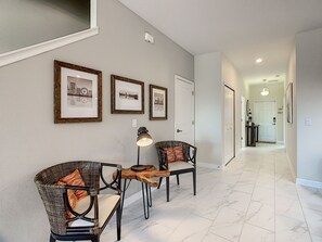 Interior - ✨ 5BR/4BA Townhouse w/ Private Pool, Themed Rooms & Resort Pools, Lazy River | 10 Minutes to Disney (Kissimmee)