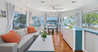 Must See Private Beach-Heated Pool Spa-Weddings-Water Front-Boat Slips-Sleeps 44
