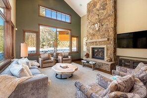 House (4 Bedrooms) | Front of property