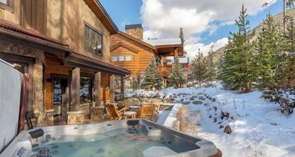 555 Independence Road by Summit County Mountain Retreats