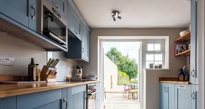 2 Schlafzimmer Unterkunft in Stamford, near Easton-on-the-Hill