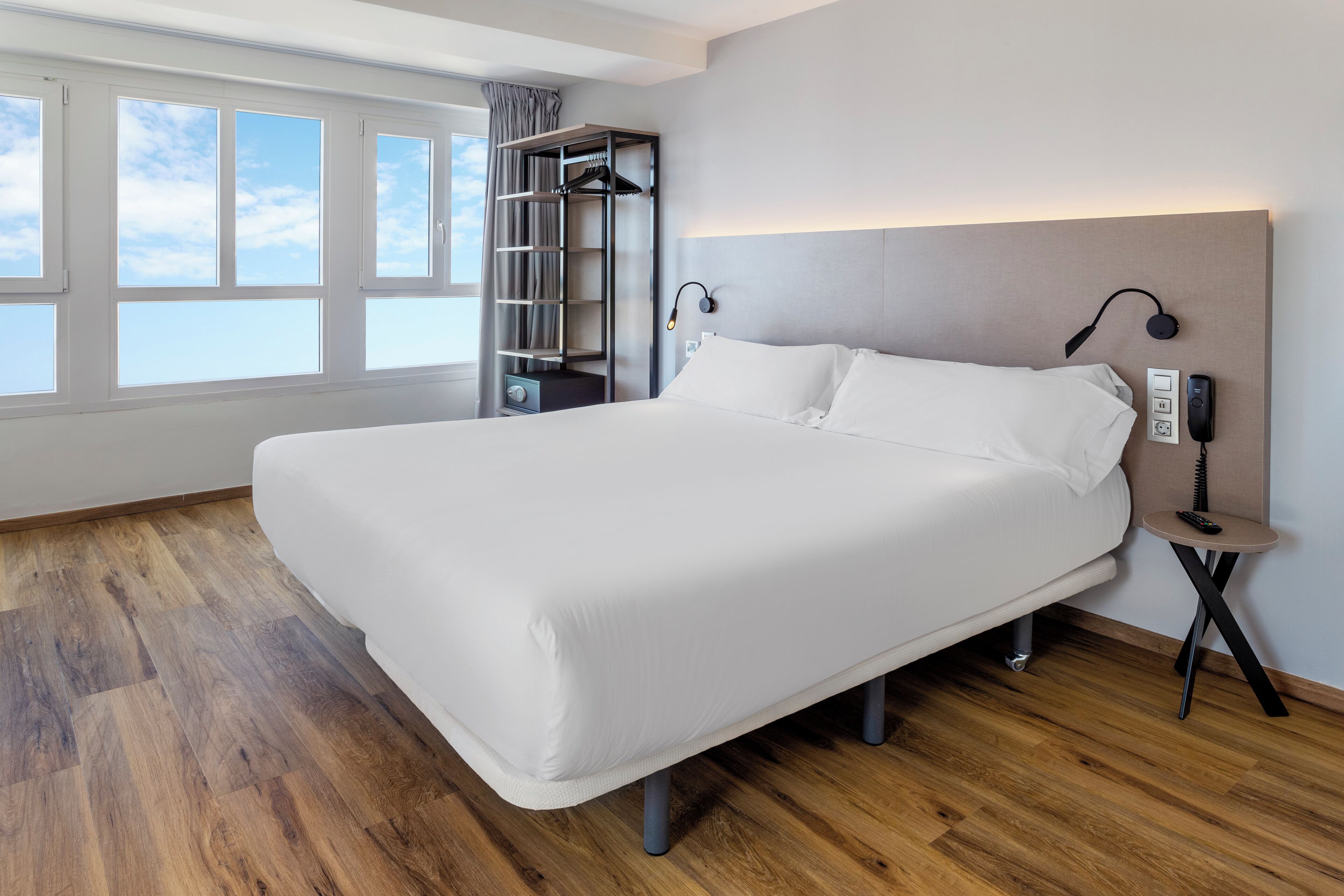 Photo - B&B HOTEL Tarragona Centro Urbis