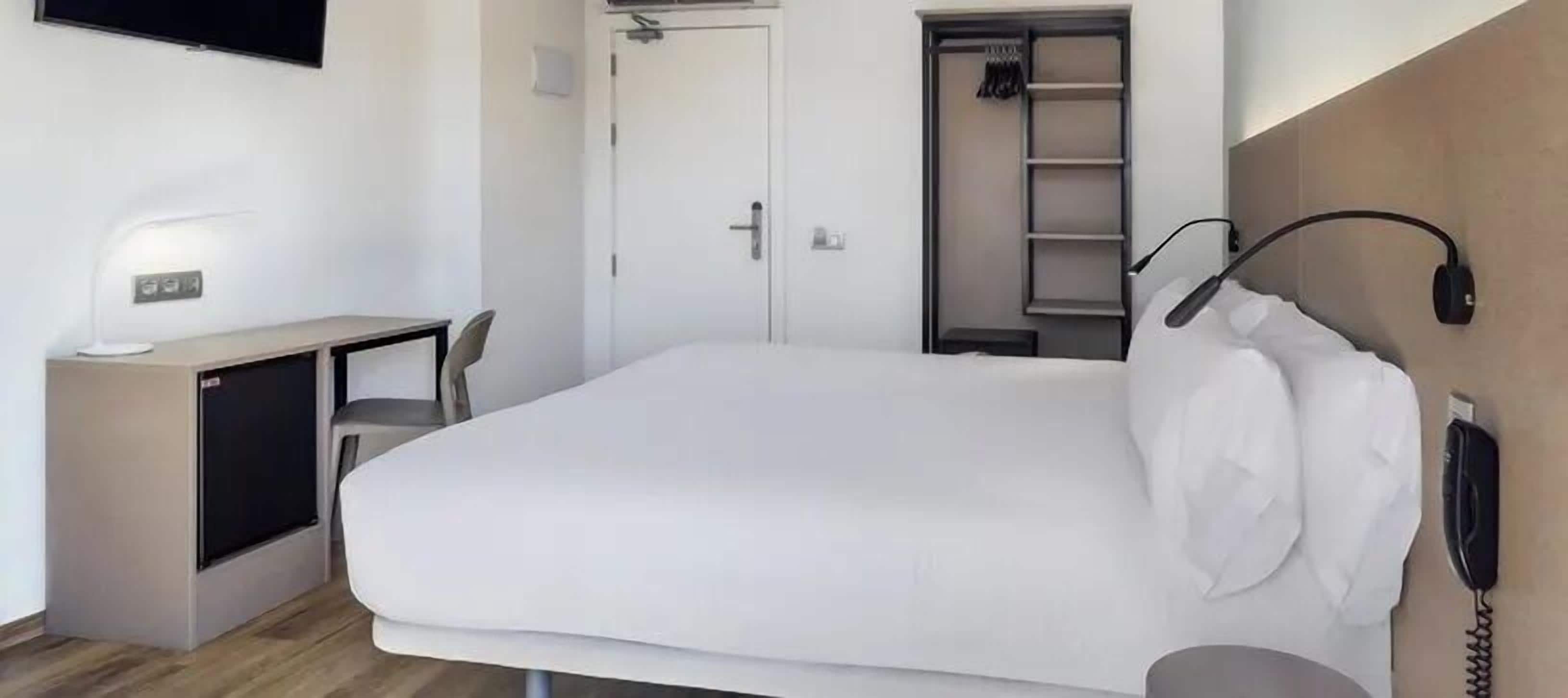 Photo - B&B HOTEL Tarragona Centro Urbis