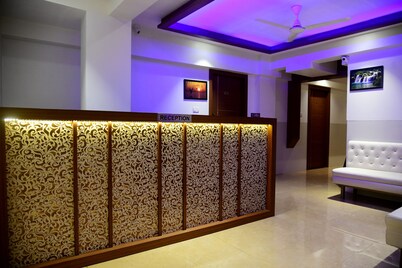 Hotel Monarch Center Point near Dahanu Beach, Bordi