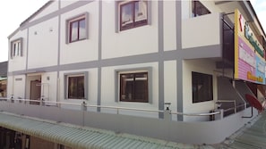 Bagian depan properti