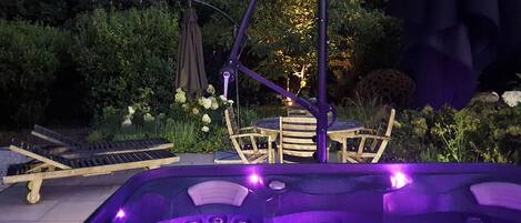 Bañera de hidromasaje exterior