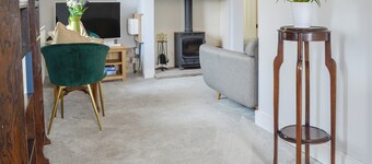 2 bedroom accommodation in Cotehill, near Carlisle