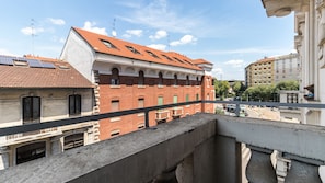 Apartment (1 Bedroom) | Balcony view