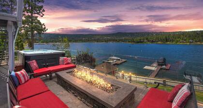 Lakefront Living: Deep Water Lakefront Near Gilner Point! Game Room! Hot Tub! Outdoor Living!