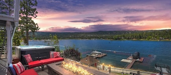 Lakefront Living: Deep Water Lakefront Near Gilner Point! Game Room! Hot Tub! Outdoor Living!