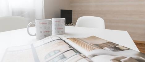 Apartment, 1 Bedroom (C) | Living area