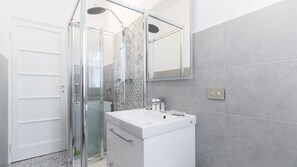 Appartement, 1 chambre (A) | Salle de bain