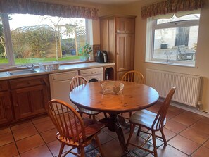 House | Dining