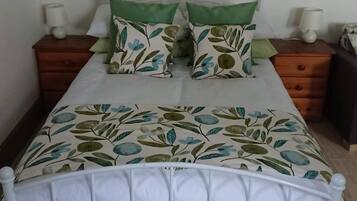 Chalet, 1 Tempat Tidur Queen dengan tempat tidur Sofa | 1 kamar tidur, Wi-Fi gratis, dan seprai linen