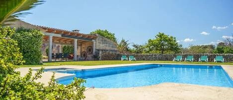Piscina a l'aire lliure